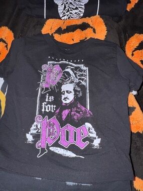 Black Kids Short-Sleeve Graphic Tee with Purple 'D is for Poe' Design